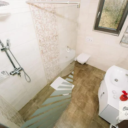 Prestigious And Stylish *