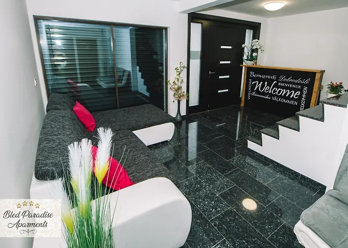 Апартаменты Prestigious And Stylish